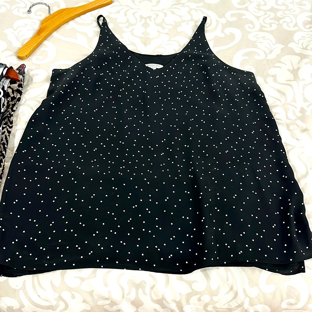 Tank Top SP - Picture 2 of 5